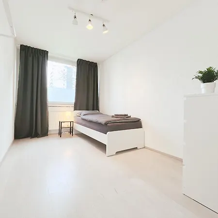 Home4now Dor01 Monteursunterkunft In I 3 Schlafzimmer Fuer 6 Personen I Kueche I Smarttv I Wifi Lägenhet